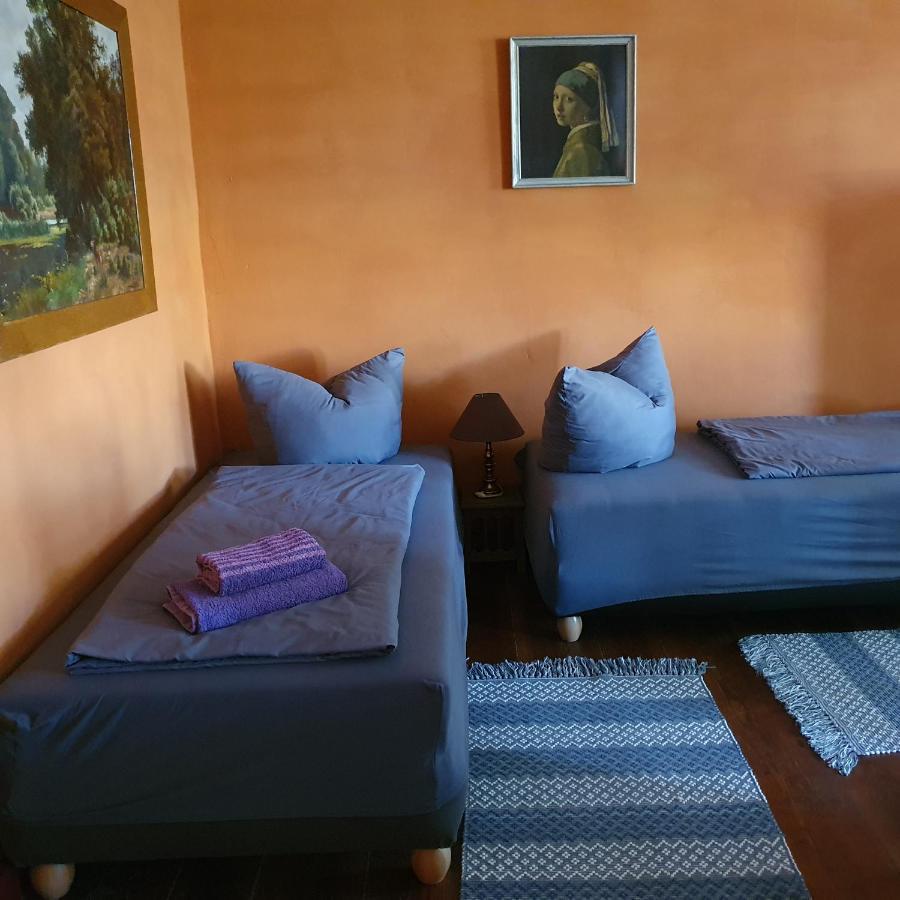 Gesindehaus Am Schloss Kummerower See Kummerow  Εξωτερικό φωτογραφία