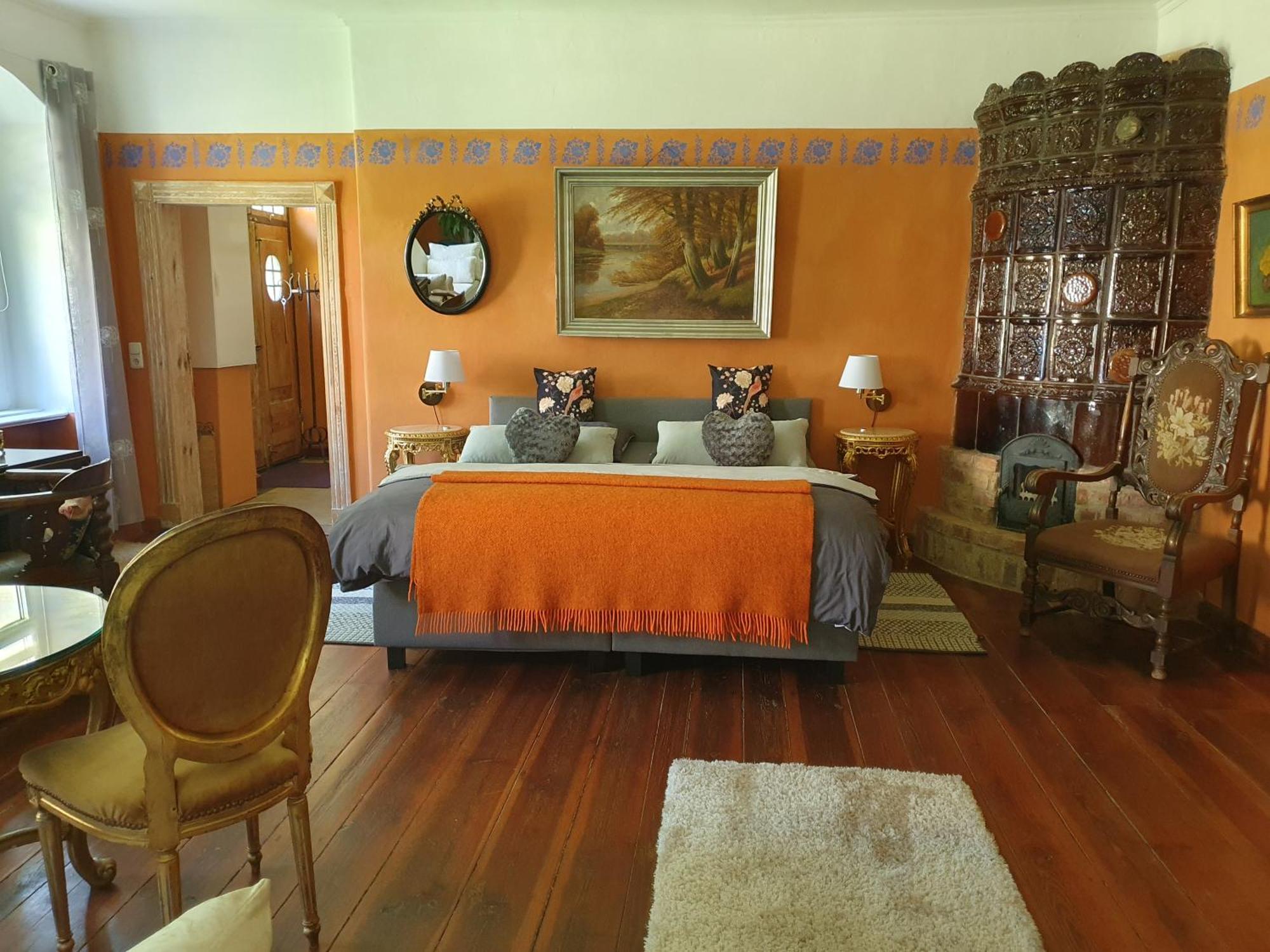 Gesindehaus Am Schloss Kummerower See Kummerow  Εξωτερικό φωτογραφία